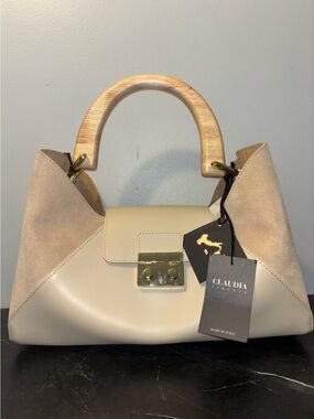 👡VIRAL NEW Claudia Firenze Suede and wooden Handle Satchel